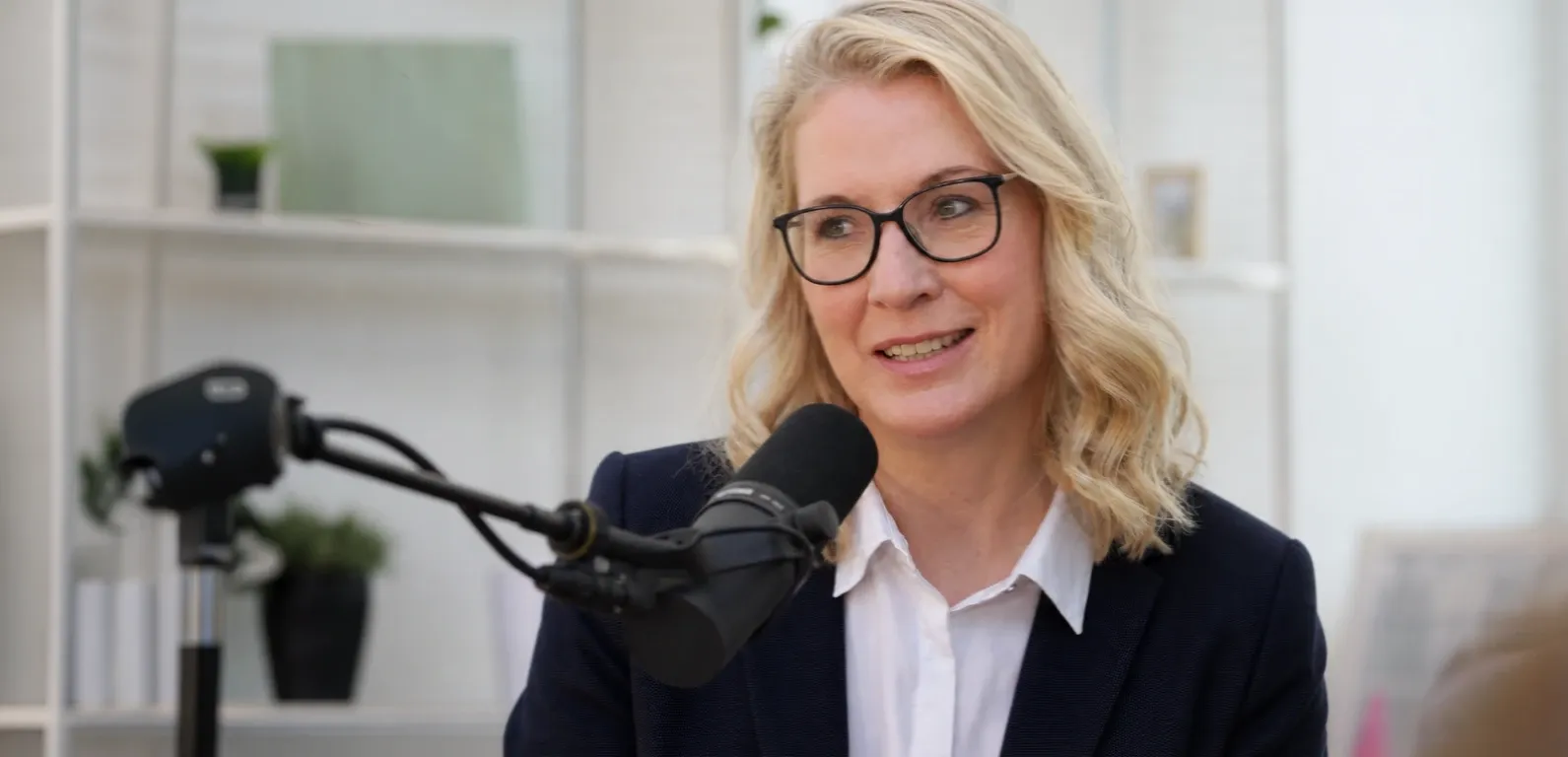 Dr. Anke Tripp during a podcast interview