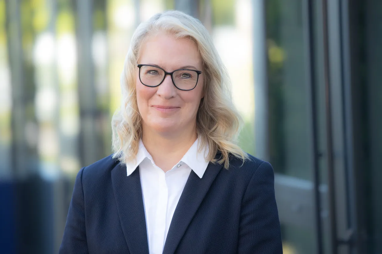 Portrait of Dr. Anke Tripp